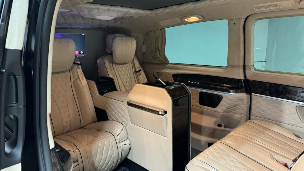 Luxury Chauffeur London - Senzati Jetclass